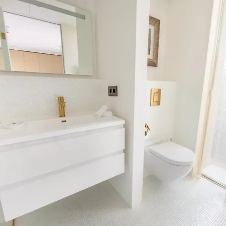 Sous Le Soleil * סן טרופז